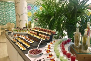 Dubai: Buffet Breakfast at Palazzo Versace with Drinks