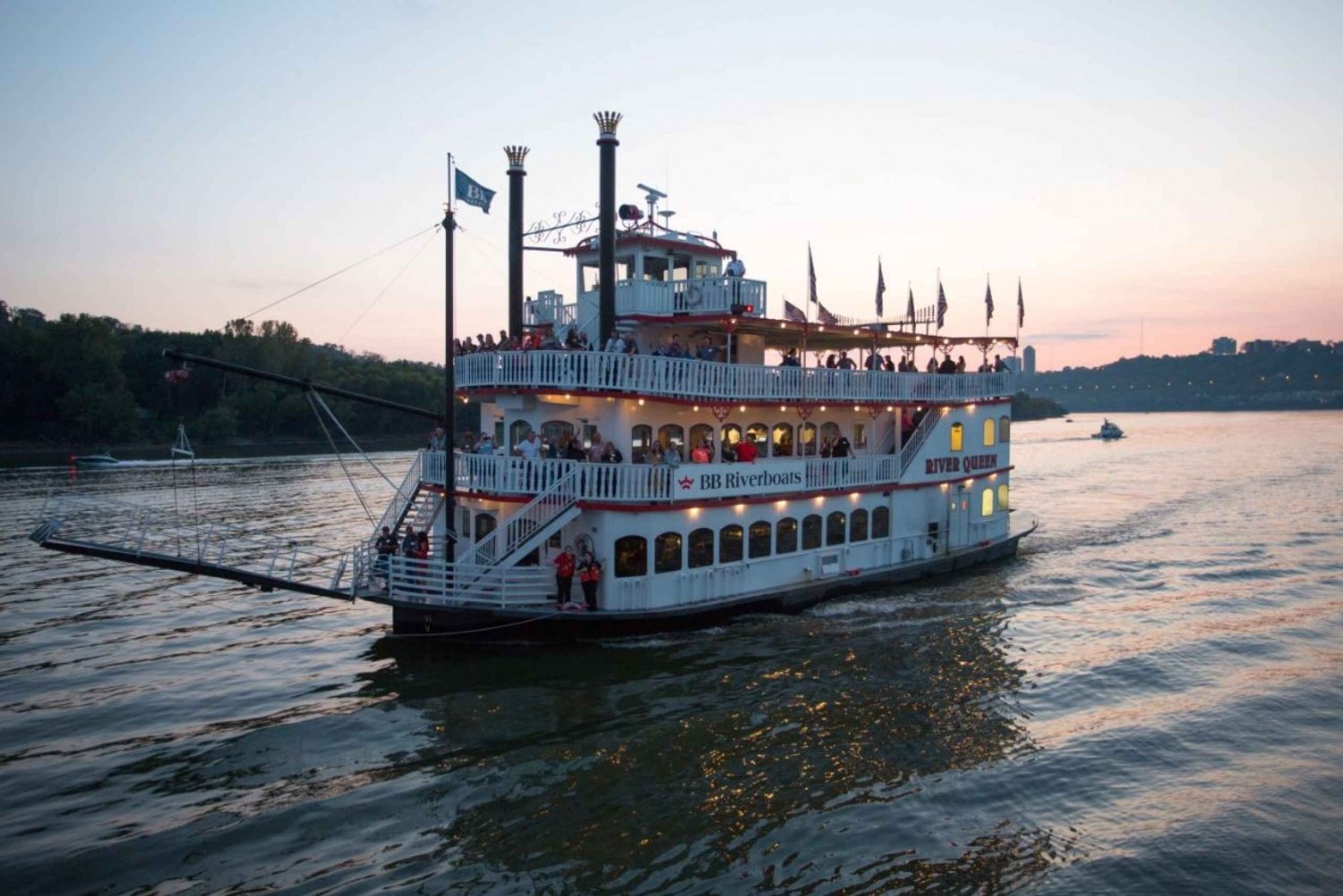 Cincinnati: Kryssning på Ohio River med buffémiddag