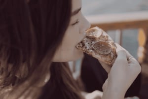Dubai Creek Dhow Cruise with Unlimited Freshly Baked Pizza