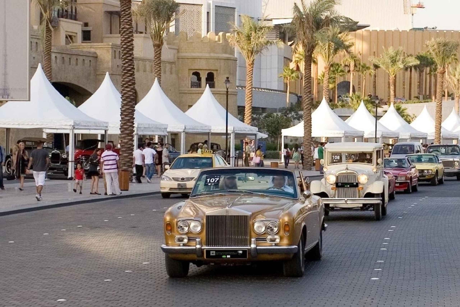 Excursion d'une journée à Dubaï en voiture d'époque