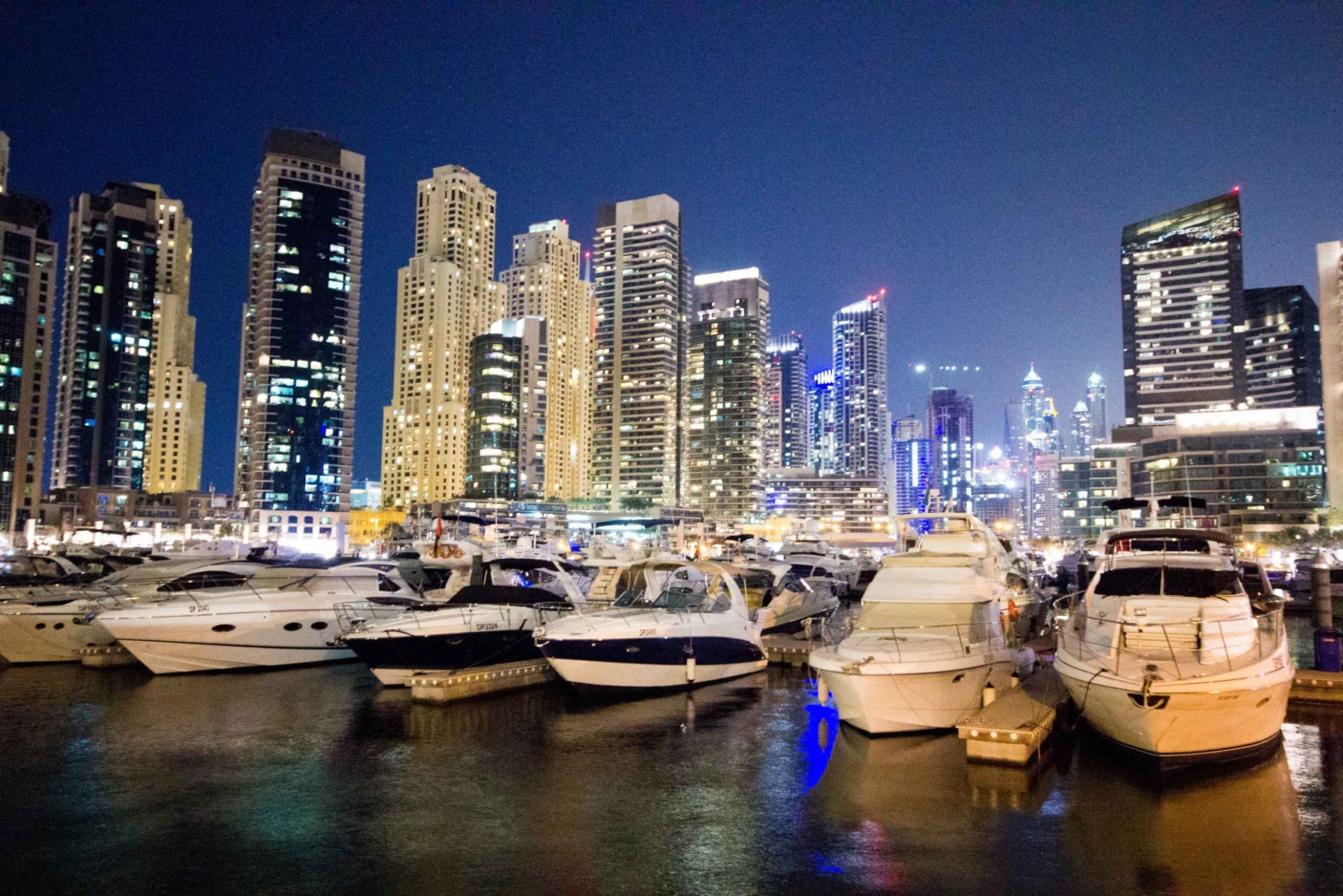 Dhow Dinner Cruise in Dubai Marina
