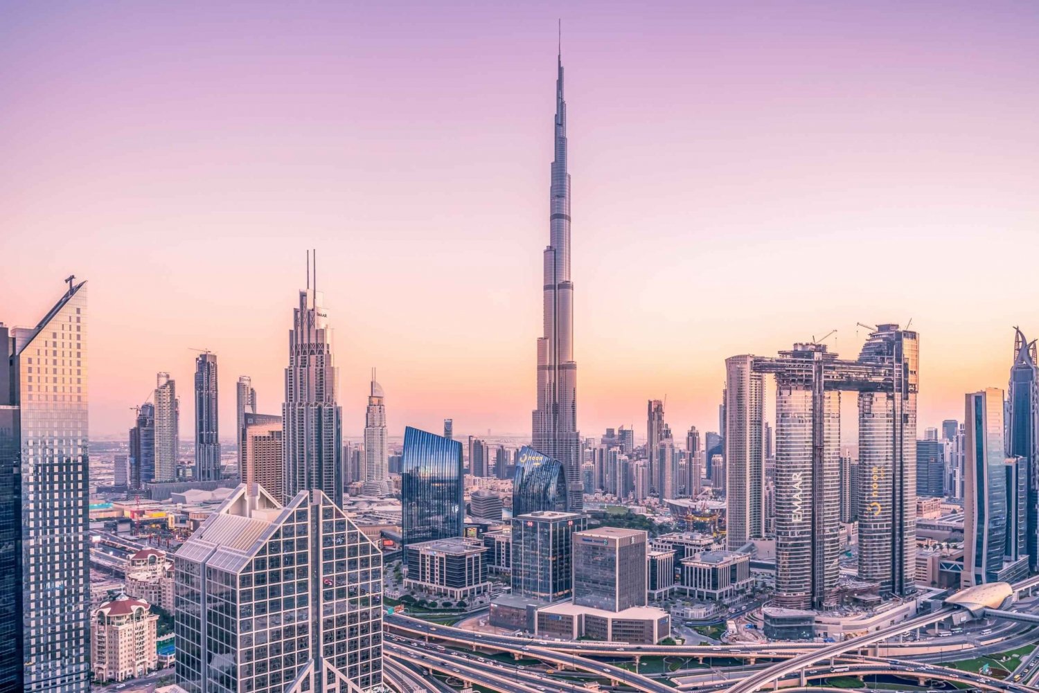 Discover Dubai Full Day Live Guide Tour
