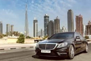 Oplev Dubai i en luksusudlejningsbil med chauffør