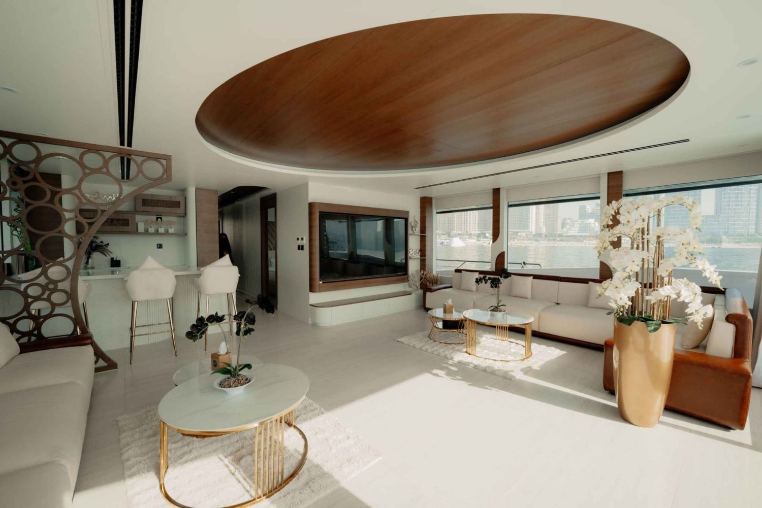 Dubaï : croisière de 3 heures au coucher du soleil avec barbecue à bord