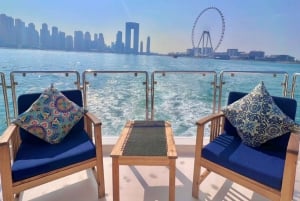 Dubai: 2 uur durende charterrondvaart op een jacht
