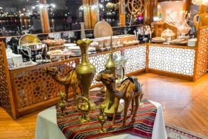 Dubai: giro serale di 2 ore in dau con cena