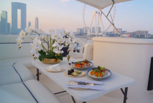 Dubai: Luxury Private 50 FT Yacht Cruise & (Sushi Optional)