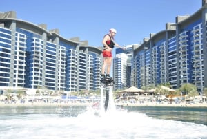 Dubái: sesión de flyboard de 30 minutos en la playa de Dukes The Palm