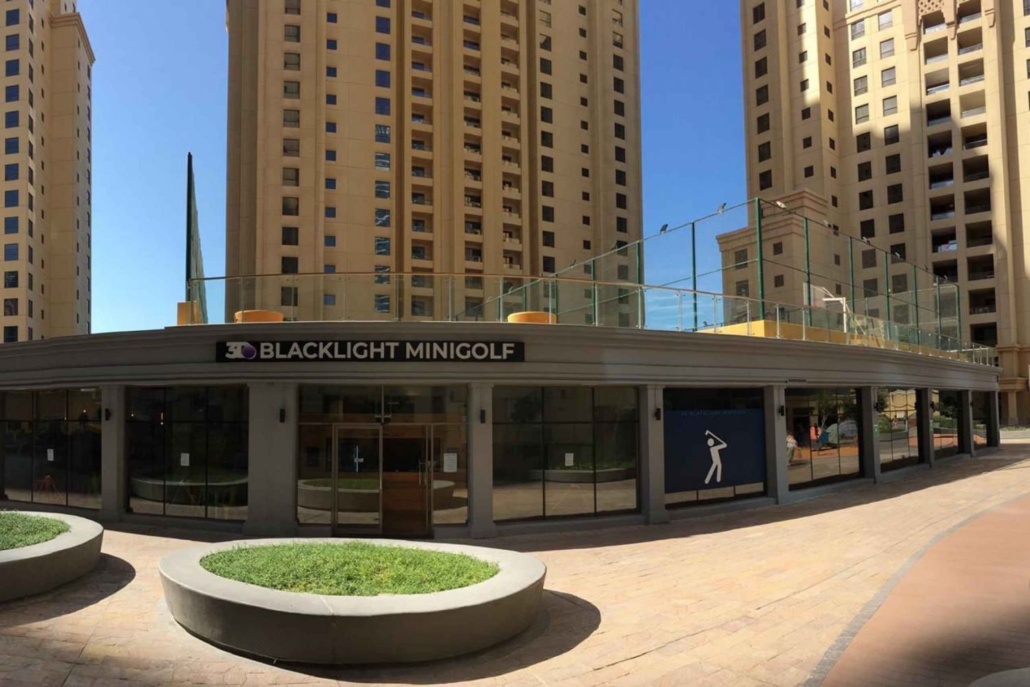 Dubai: 3D Glow-in-the-Dark Blacklight Mini Golf Experience