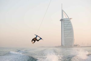 Dubai 45Min Wakeboarding Experience