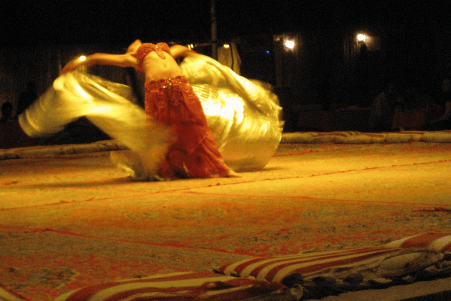 Дубай: вечернее сафари по пустыне на внедорожнике