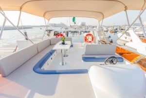 Dubai Private Yacht Tour with Swimming Drinks and BBQ Option