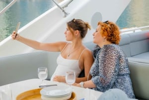 Dubai Private Yacht Tour with Swimming Drinks and BBQ Option