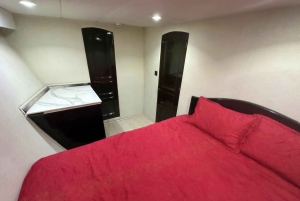 Dubai: iate de 70 pés para até 35 convidados