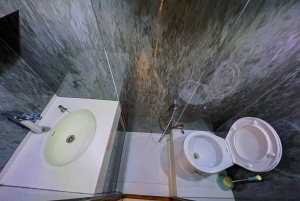 Dubai: iate de 70 pés para até 35 convidados