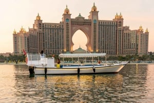 Dubai: Abra Boat Tour in Atlantis, Palm, Ain Dubai & Marina