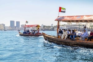 Tour de ville de 2 jours : Dubaï et Abu Dhabi + expérience sur un yacht