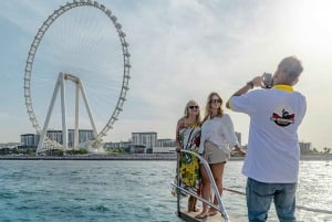 Tour de ville de 2 jours : Dubaï et Abu Dhabi + expérience sur un yacht