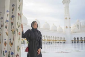 Dubai: Excursión de un día a Abu Dhabi Gran Mezquita, Palacio Real y Almuerzo