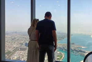 Dubai: Abu Dhabi Tagestour Große Moschee, Königspalast & Mittagessen