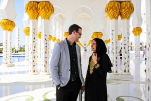 Dubai: Abu Dhabi Dagtrip Grote Moskee, Koninklijk Paleis & Lunch