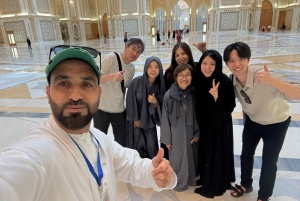 Dubai/Abu Dhabi: Private Transfer Service with tour guide