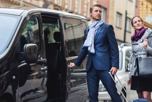 Аэропорт Дубая: частный трансфер в 1 сторону в Дубай в классе V