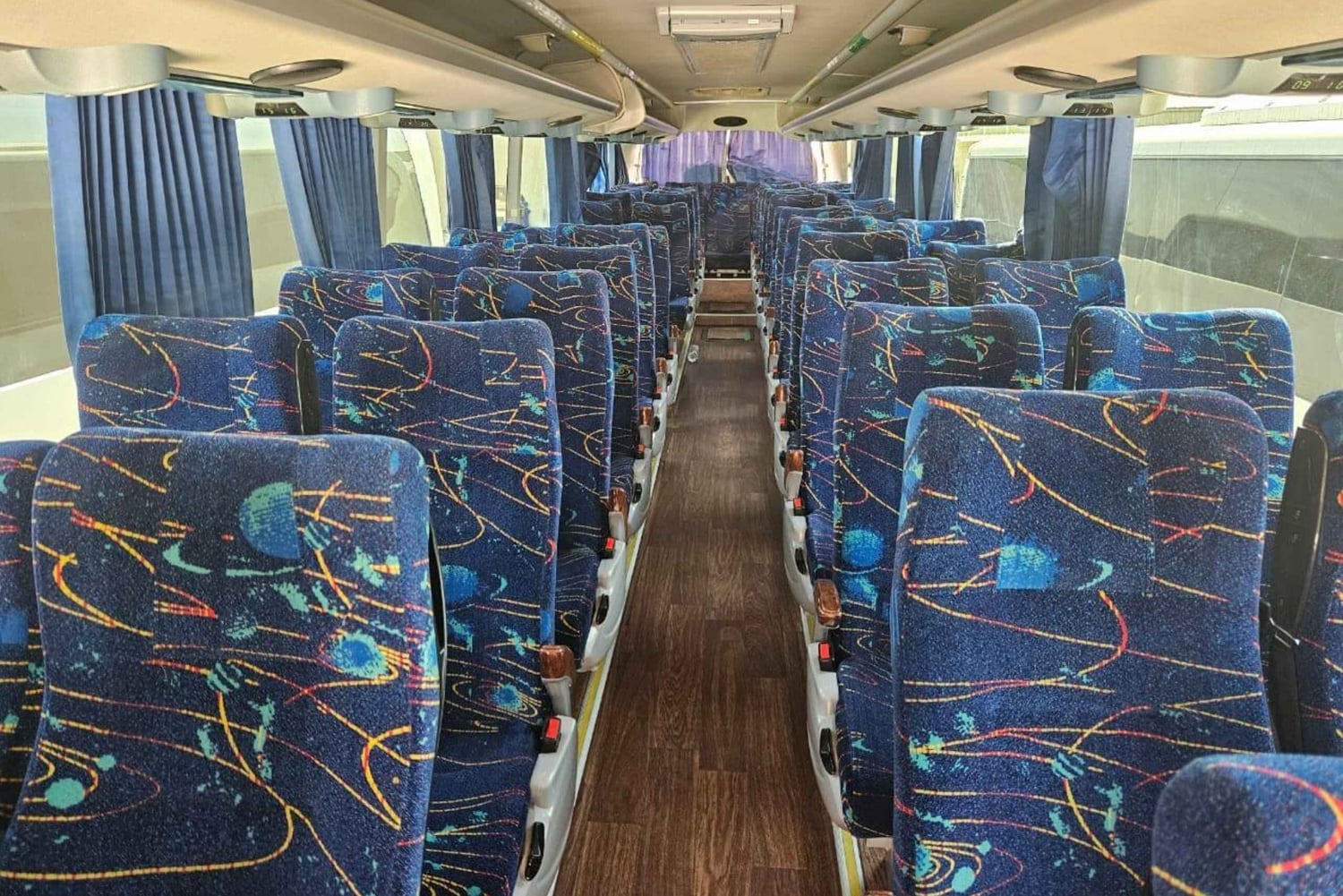 Ankunfts- und Abreisetransfers am Flughafen Dubai | Privater Service