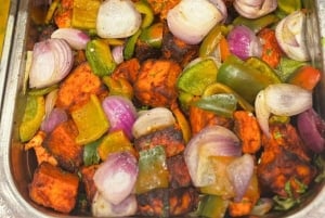 Дубай: прогулка на самом большом дау Al Seef с ужином и живым шоу