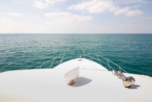 Dubai: Atlantis und Burj Al Arab Kreuzfahrt auf Luxusyacht