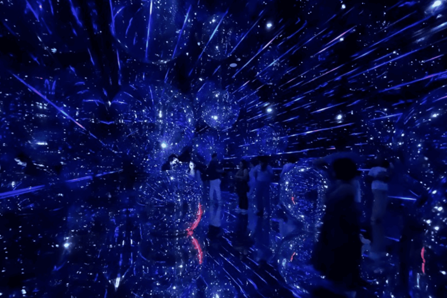 Dubai: AYA Universe + transfer