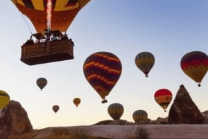 Dubai: Giro in mongolfiera e tour in autobus delle meraviglie, tour del cielo, del mare e della terra