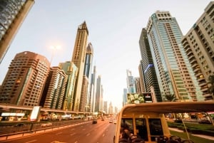 Dubai: Dhow Cruise: Big Bus Hop-On Hop-Off Tour & Dhow Cruise