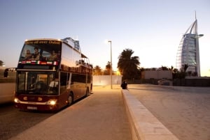 Dubaï : Visite nocturne panoramique en Big Bus et croisière dînatoire en option.