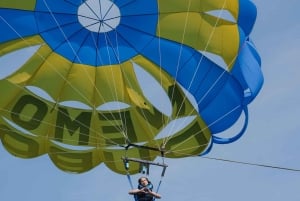 Dubai: Burj Al Arab Parasailing, iskrem, bilder og videoer
