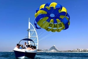 Dubai: Burj Al Arab Parasailing, iskrem, bilder og videoer