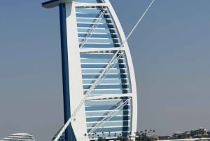 Dubai: Burj Al Arab Parasailing, iskrem, bilder og videoer