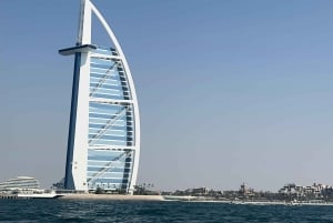 Dubai: Burj Al Arab Parasailing, iskrem, bilder og videoer