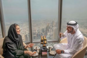 Dubaj: bilet wstępu do Burdż Chalifa „The Lounge” z lekkim posiłkiem