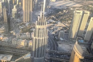 Dubai: Burj Khalifa VIP Lounge – Sunset in Ultimate Style