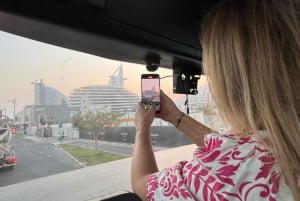 Dubai: BusTronomy Gourmet Afternoon Tea Tour