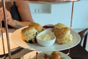 Dubai: BusTronomy Gourmet Brunch Tour