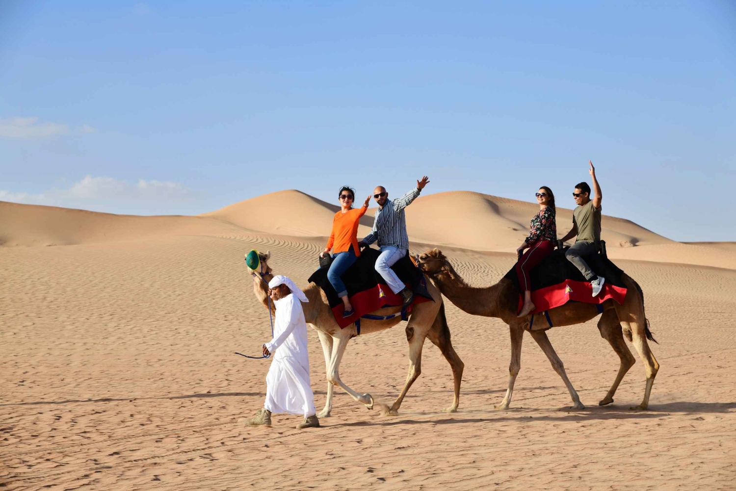 Dubai: Kamelsafari, Wildnis und Frühstück am See