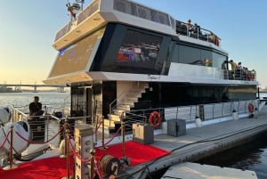 Luksuriøs yachtcruise med middag på Dubai Canal