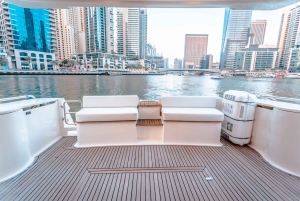 Dubai: Celebrate Birthdays & Anniversaries on Private Yacht