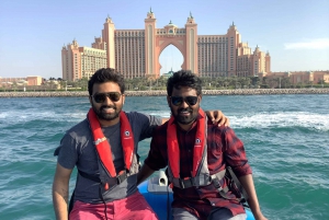 Dubai: City Highlights Private Speedboat Tour