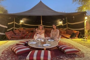 Dubai: Byrundtur med Al Marmoom Desert Dinner og Show