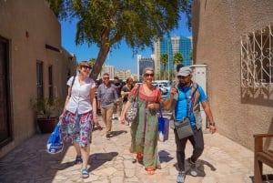 Dubai: City Tour with Creek, Souks, Mosque, and Burj Al Arab