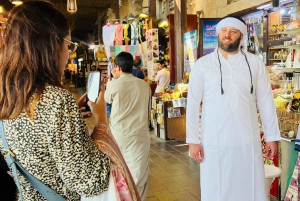 Dubai: Old Dubai, Walking Tour, Souk Shopping, and Abra Ride