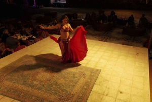 Dubai: woestijnkameelrit met liveshows en BBQ-buffetdiner